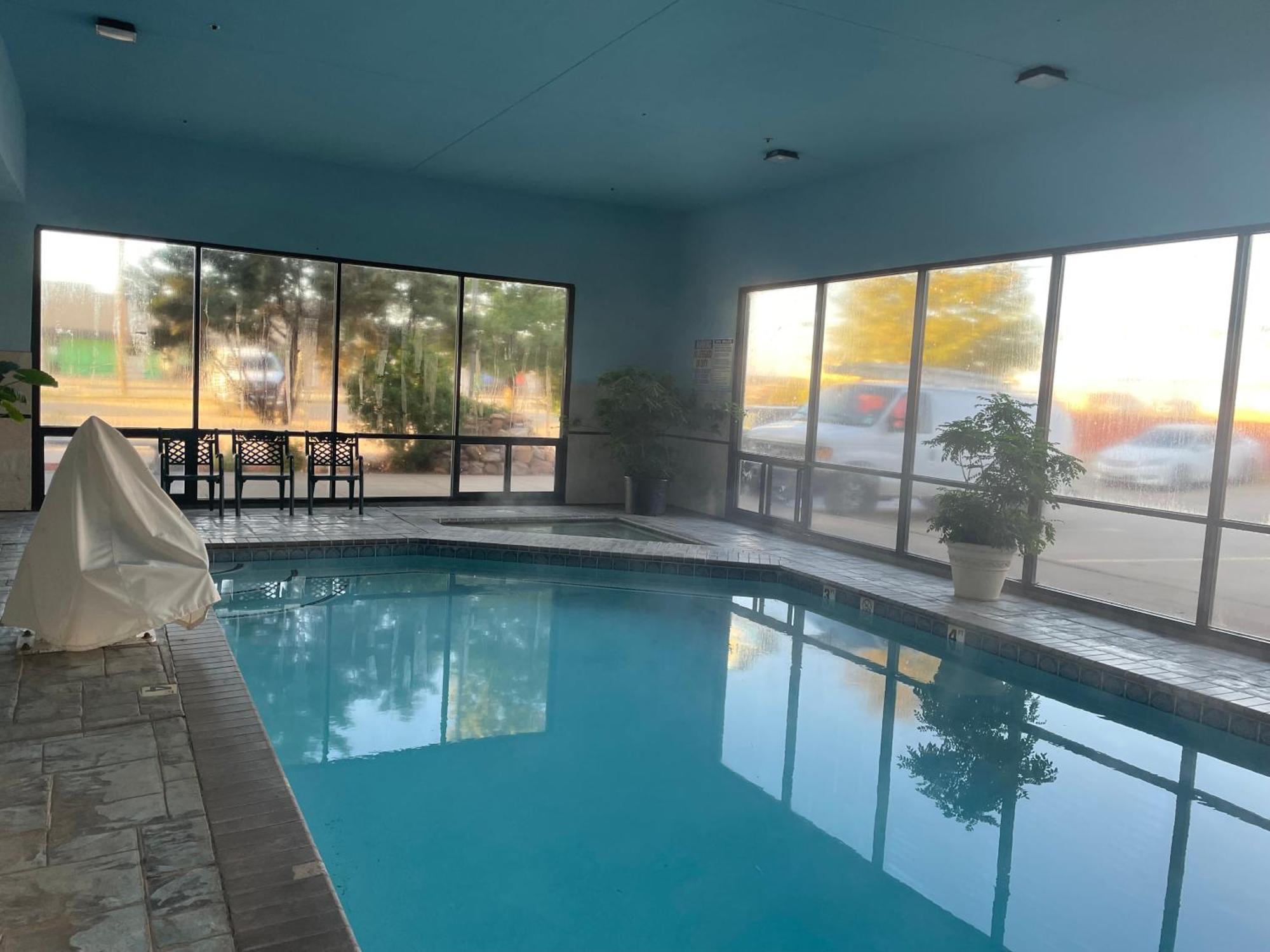 Days Inn By Wyndham צ'יילדרס מראה חיצוני תמונה